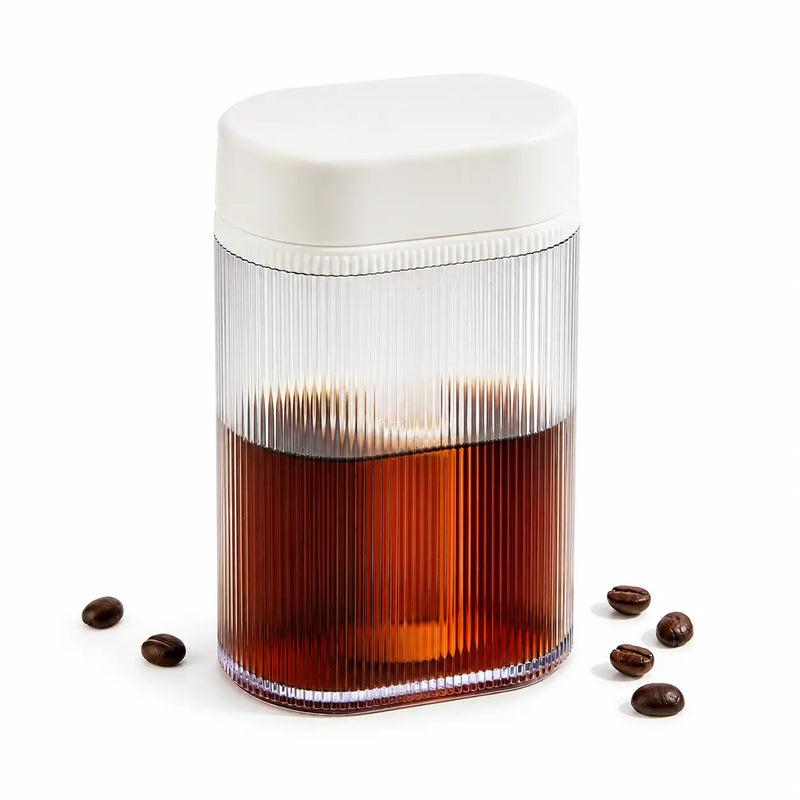 便攜式冷布魯杯300ml 使用 Built- In Filter: 英雄產品拍攝